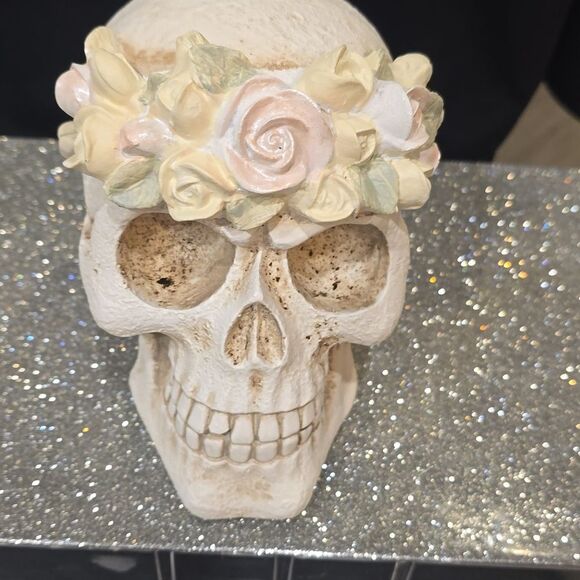 Laikearts Resin Floral Skull Accent - Picture 11 of 13